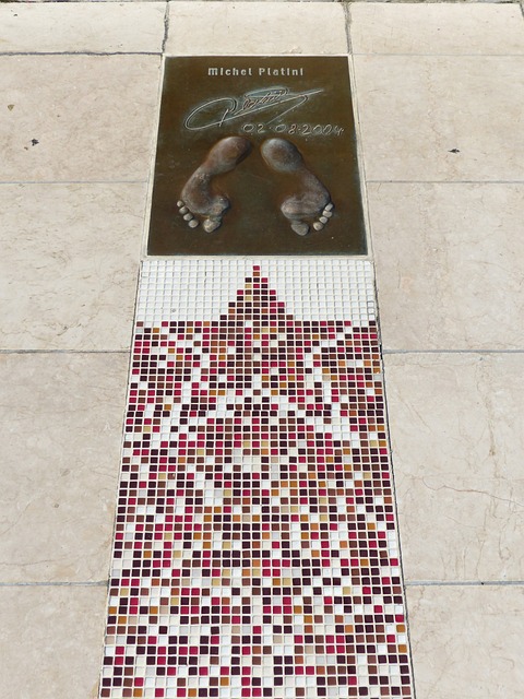 步进入季后 步进入季后